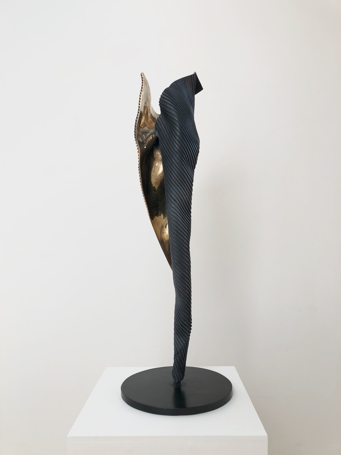‘I Am IV’, 2016, bronze, 102 x 30 x 25 cm, edition of 12 + 1AP