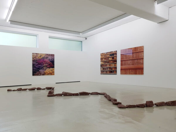 DKM Museum Exhibition view with works by Richard Long and Claudia Terstappen, Photo SDKM 2