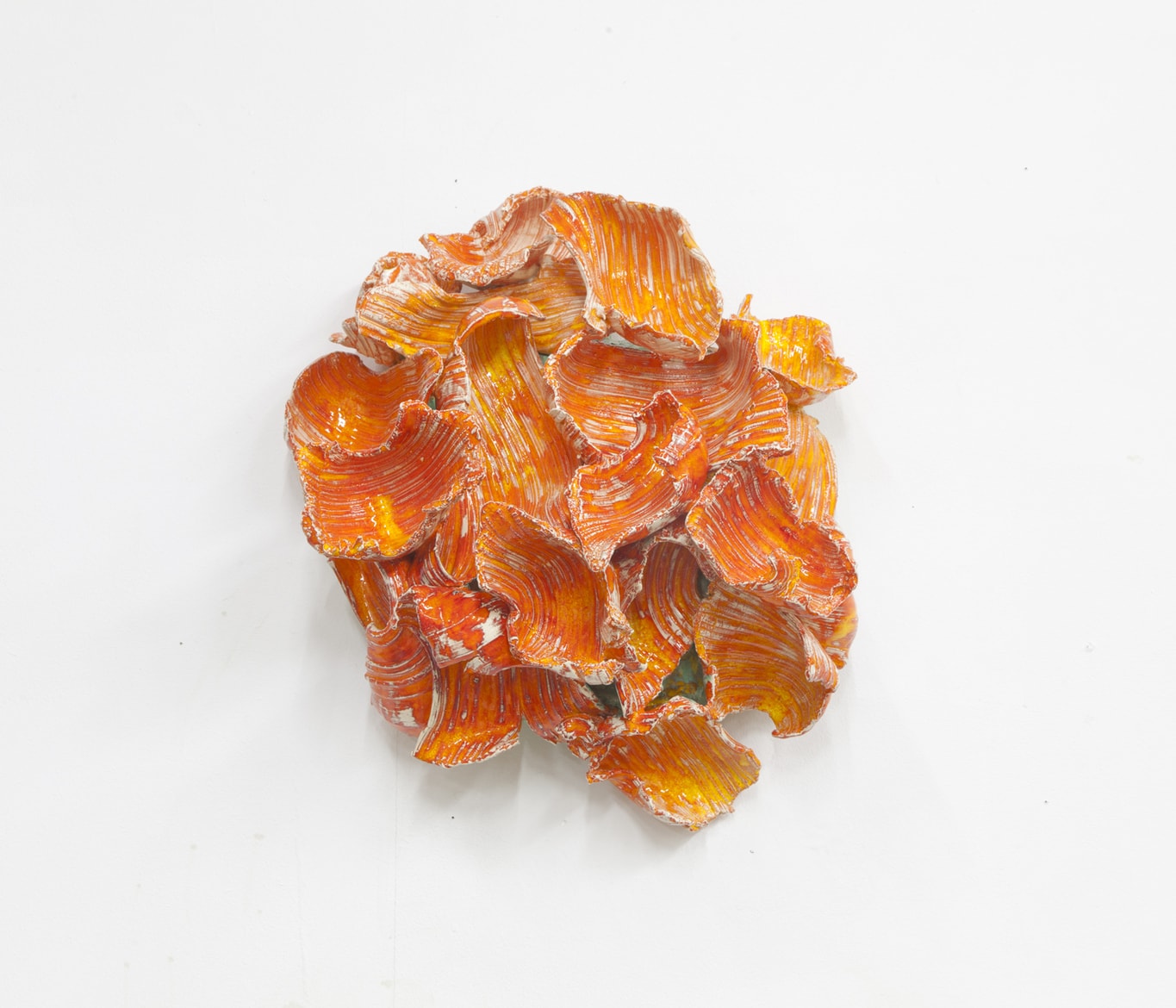 ‘Large orange’, 2021, glazed ceramic, ca. 50 x 40 x 26 cm