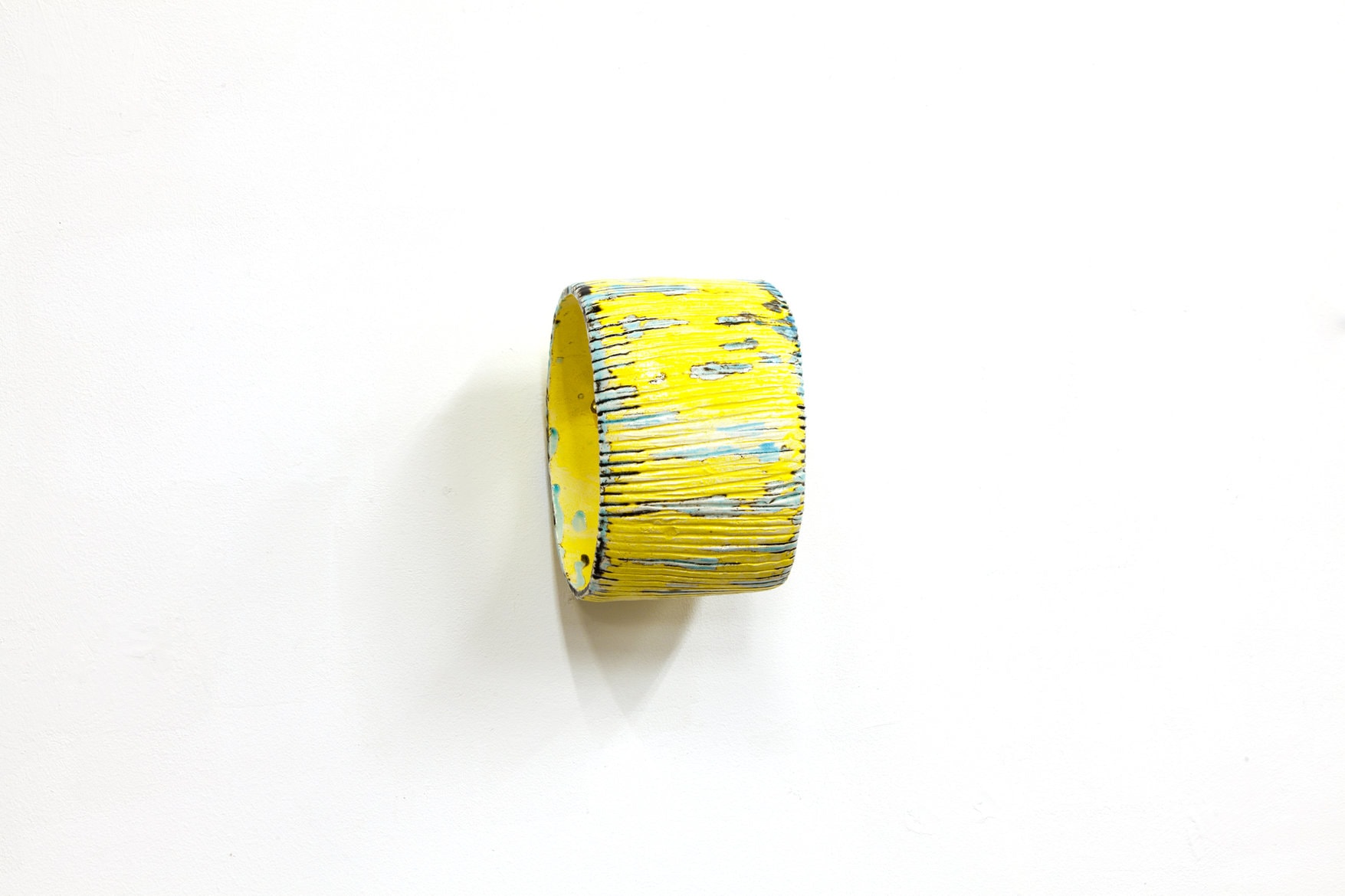 ‘Yellow oval’, 2021, glazed ceramic, ca. 20 x 13 x 17 cm